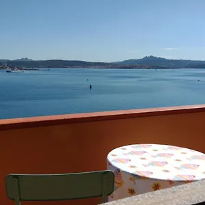  Apartment Appartamentino Panoramico...con Finestra Sul Mare! Italien